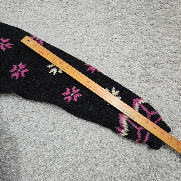 Vtg Woolrich Sweater Womens M Black Pink Snowflakes Wool Mohair Cabin Cottage - Picture 8 of 9